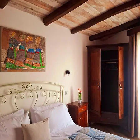 Maison d'hôtes Biginau ' E Giosso *