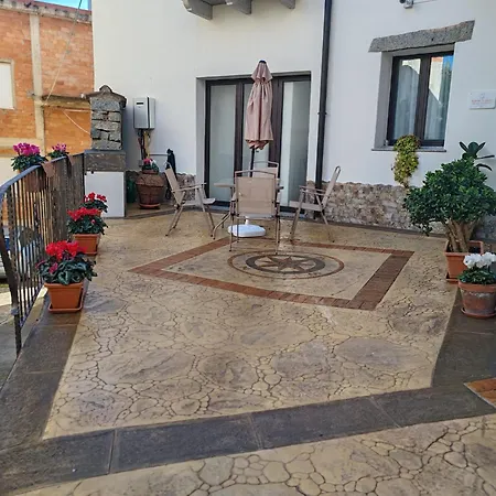 Maison d'hôtes Biginau ' E Giosso Ilbono
