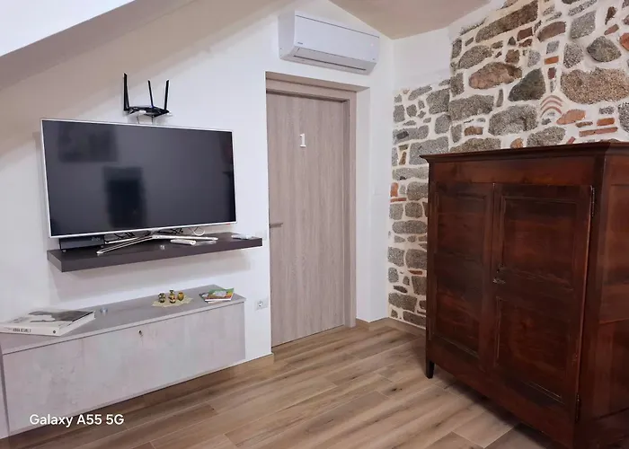 Pensjonat Biginau ' E Giosso